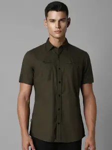 Louis Philippe Jeans Men Slim Fit Solid Spread Collar Pure Cotton Casual Shirt