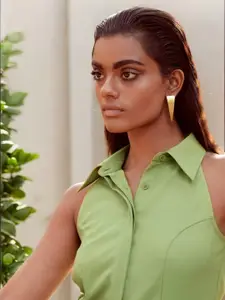 Niska Contemporary Drop Earrings