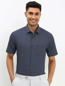 Allen Solly Men Geometric Printed Cotton Slim Fit Formal Shirt