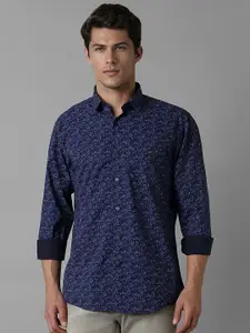 Louis Philippe Sport Men Cotton Slim Fit Floral Opaque Printed Casual Shirt