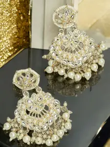 OOMPH Floral Kundan & Pearls Jadau Chandbalis