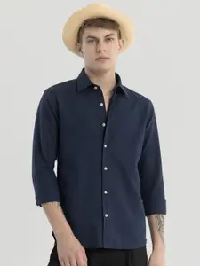 Snitch Men Smart Slim Fit Spread Collar Solid Cotton Casual Shirt