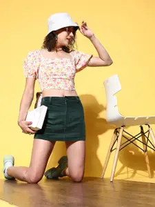 Berrylush White Floral Super Cropped Top