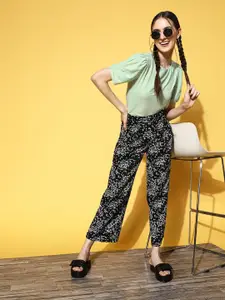 Berrylush Green Solid Vacay Attire