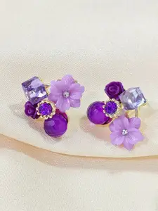 VAGHBHATT Floral Studs Earrings