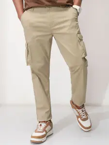 HIGHLANDER Men Tapered Fit Cargos Trousers