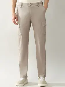 Arrow Sport Men Solid Classic Regular Fit Mid-Rise Flat-Front Cargos Trousers