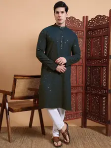 House of Pataudi Geometric Embroidered Sequnnied Mandarin Collar Sequnnied Straight Kurta