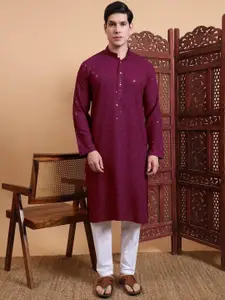 House of Pataudi Geometric Embroidered Sequnnied Mandarin Collar Sequnnied Straight Kurta