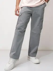 HIGHLANDER Men Loose Fit Cargos Trousers