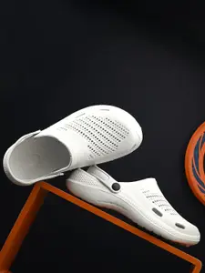 Vellinto Men Clogs Sandals