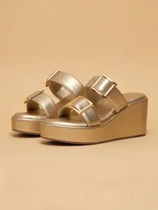 ERIDANI Wedge Sandals