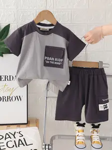 INCLUD Boys Color-Blocked Short Sleeves T-Shirt With Shorts