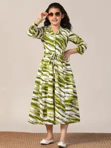 FASHION DREAM Print Fit & Flare Midi Dress