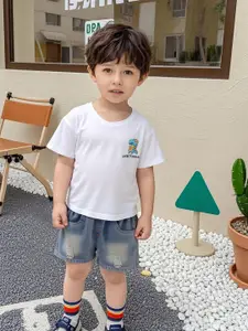 INCLUD Boys Printed T-shirt with Shorts