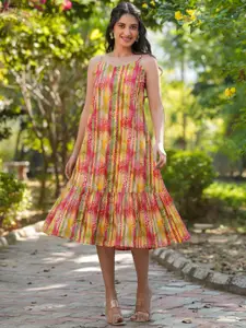 Janasya Floral Printed Pure Cotton Tiered Ethnic Dress