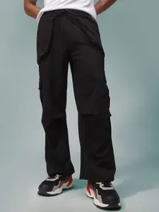 MADSTO Men Mid-Rise Relaxed-Fit Cargos