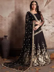 DIVASTRI Thread Work Semi-Stitched Lehenga & Unstitched Blouse With Dupatta