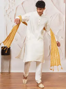 VASTRAMAY Men Regular Kurta with Pyjamas & With Dupatta