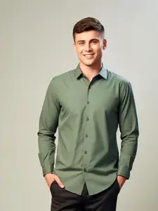 HE SPOKE Solid Cotton Twill Smart Casual Shirt