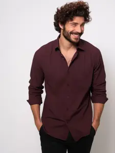 HE SPOKE Solid Cotton Twill Smart Casual Shirt