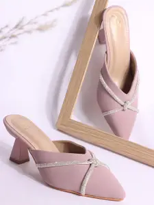 CHINRAAG Wedge Sandals