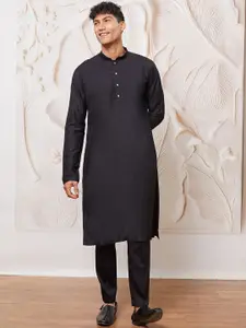 VASTRAMAY Men Regular Kurta with Pyjamas