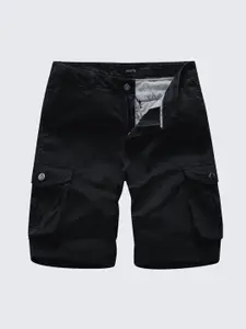 L'monte Men Regular Fit Solid Cargo Shorts