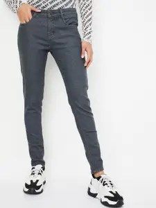 max Women Regular Fit Mid-Rise Clean Look Jeans