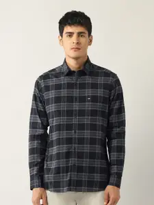 Arrow Sport Men Classic Opaque Checked Casual Shirt