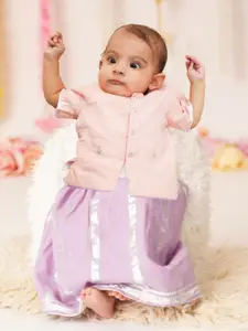 Sangria Infant Girls Geometric Woven Design Pure Cotton Lehenga & Choli