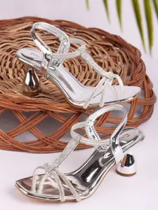 Retro Walk Women Embellished Party Block Sandals