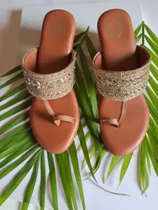 Dhaga Women Ethinic Embellishments Block Heel Sandals