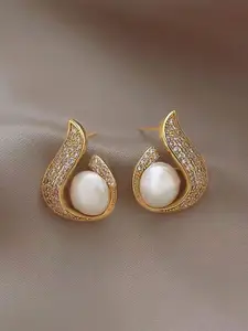 VAGHBHATT Gold-Plated Pearls Beaded and Crystals Studded Teardrop Shaped Studs