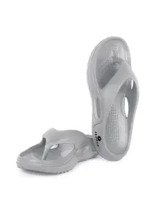 PENNEN Men Slip-On Flip-Flops