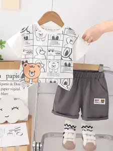 INCLUD Boys Printed T-shirt with Shorts