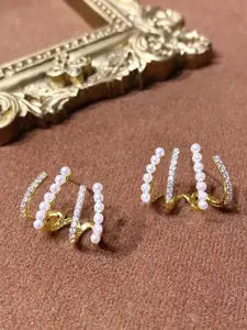 VAGHBHATT Gold-Plated Artificial Stones Studded & Pearls Beaded Contemporary Studs
