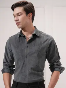 HIGHLANDER Men Comfort Slim Fit Opaque Party Shirt