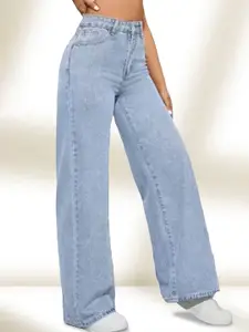 Metronaut Women Classic Boyfriend Fit Mid-Rise Highly Distressed Blue Jeans