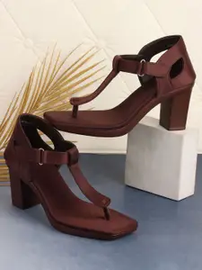 DIVASTRI Women Open Toe Block Sandals