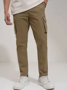 HIGHLANDER Men Comfort Mid-Rise Cargos Trousers