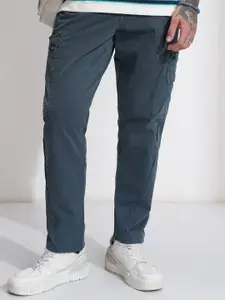 HIGHLANDER Men Comfort Straight Fit Cargos Trousers