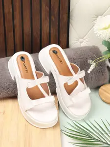 DIVASTRI Women Platform Sandals