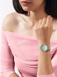 Fastrack Women Embellished Dial & Leather Straps Analogue Watch 68048SL01