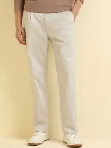 Allen Solly Men Pleated Regular Fit Mid-Rise Trousers