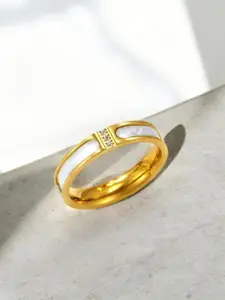 MYKI Striking Stainless Steel Gold-Plated Finger Ring
