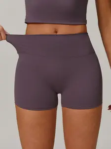 StyleCast Women Skinny Fit Mid-Rise Sports Shorts