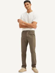 Levis Men Classic Chinos Trousers