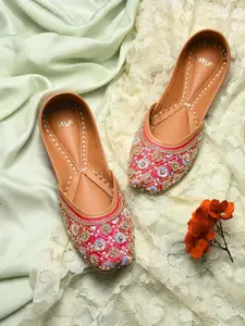 Styli Women Embellished Ethnic Mojaris Embroidered Flats