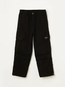 Fame Forever by Lifestyle Boys Straight Fit Mid-Rise Cargo Jeans